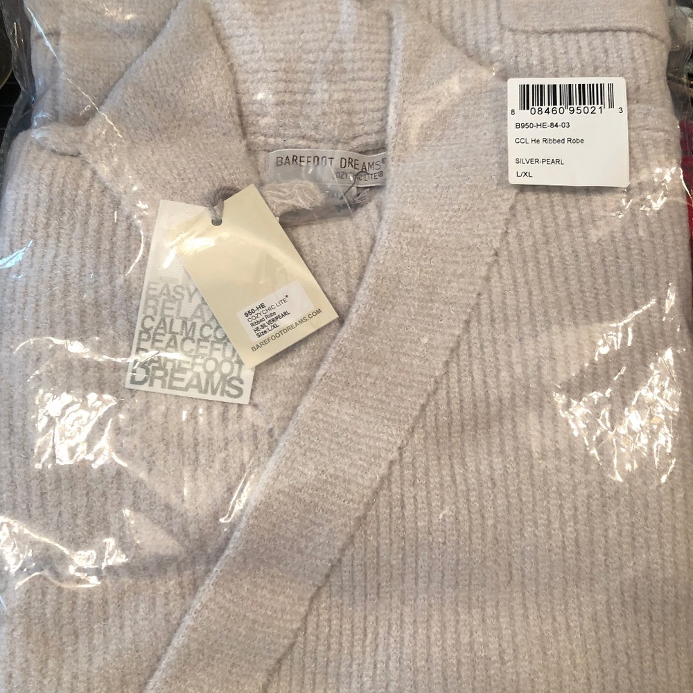 Barefoot Dreams  Pearl Robe L/XL
